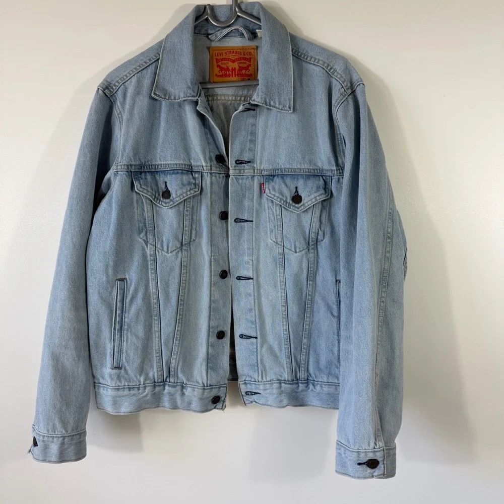 Men’s Levi’s Trucker Jean Jacket Light Wash Size M